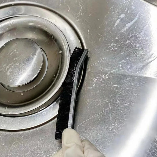 Cleaning brush