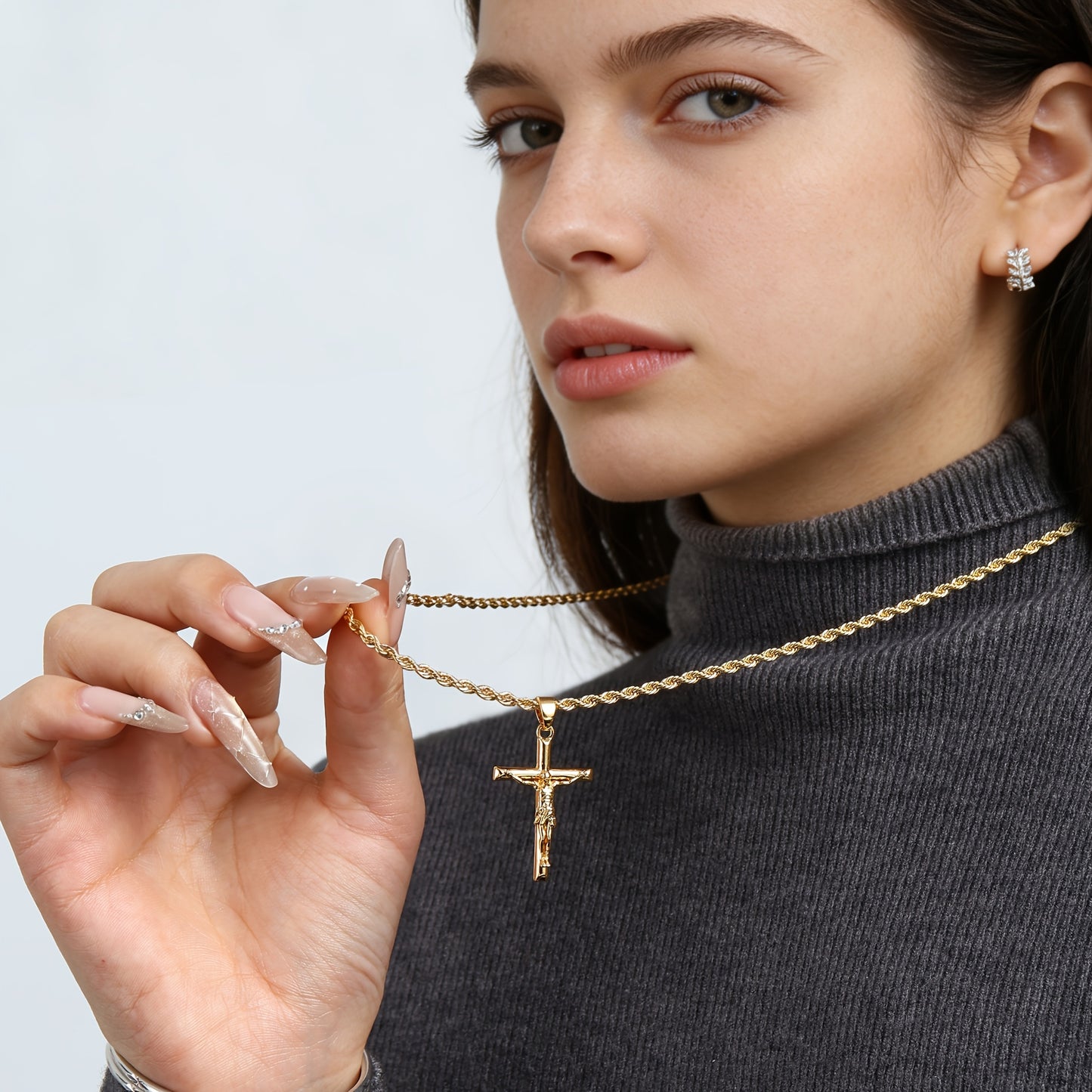 Jesus-Kreuz-Halskette, 925er Sterlingsilber, 18 Karat vergoldet, geflochtene Kette, religiöser Anhänger