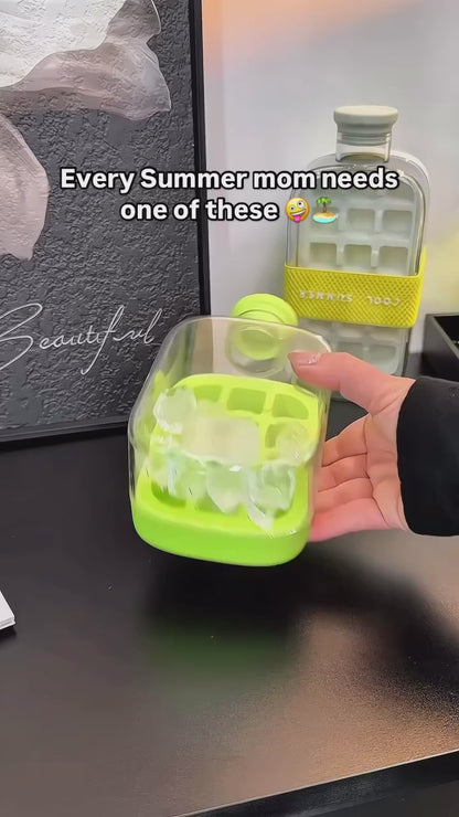 Bouteilles avec bac à glaçons intégré